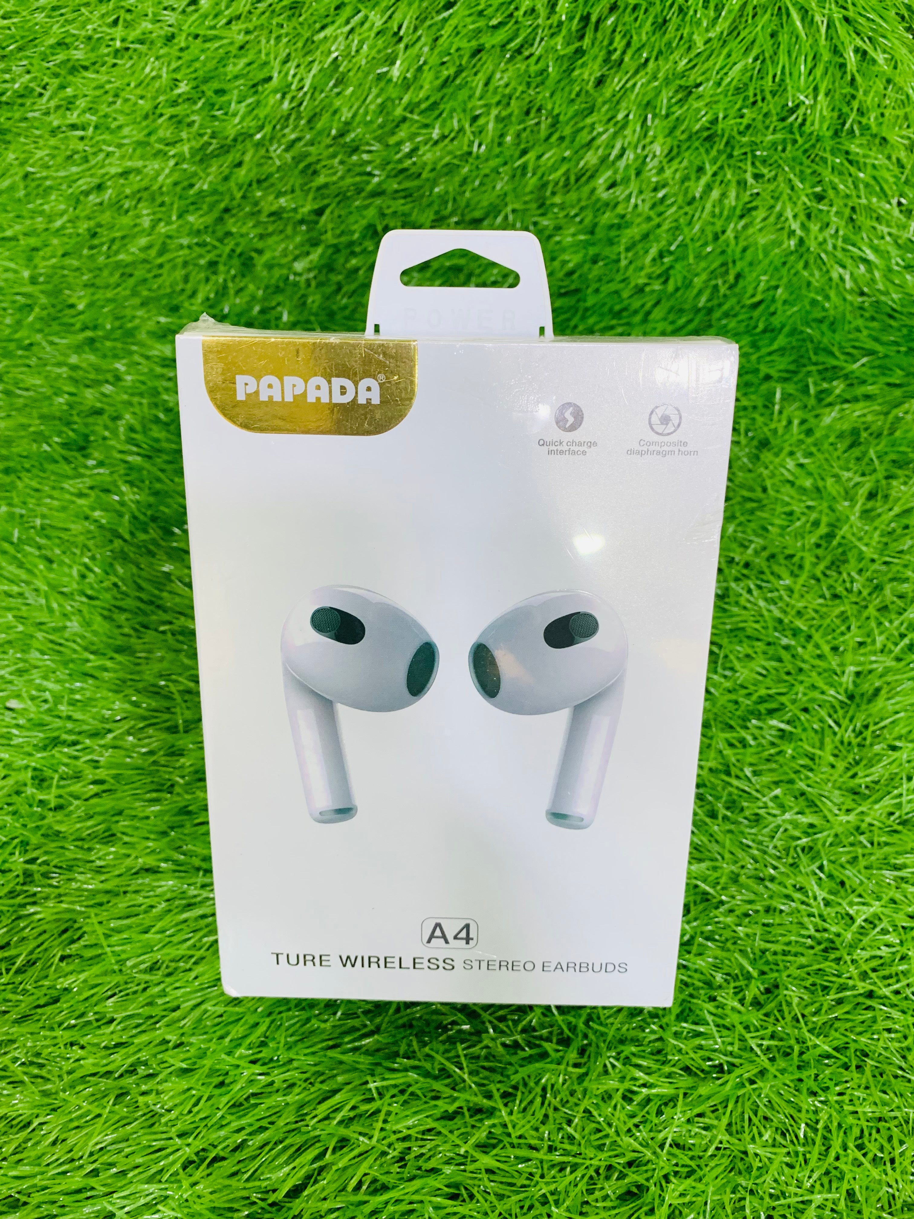 Papada A4 Airbuds Pro Copy