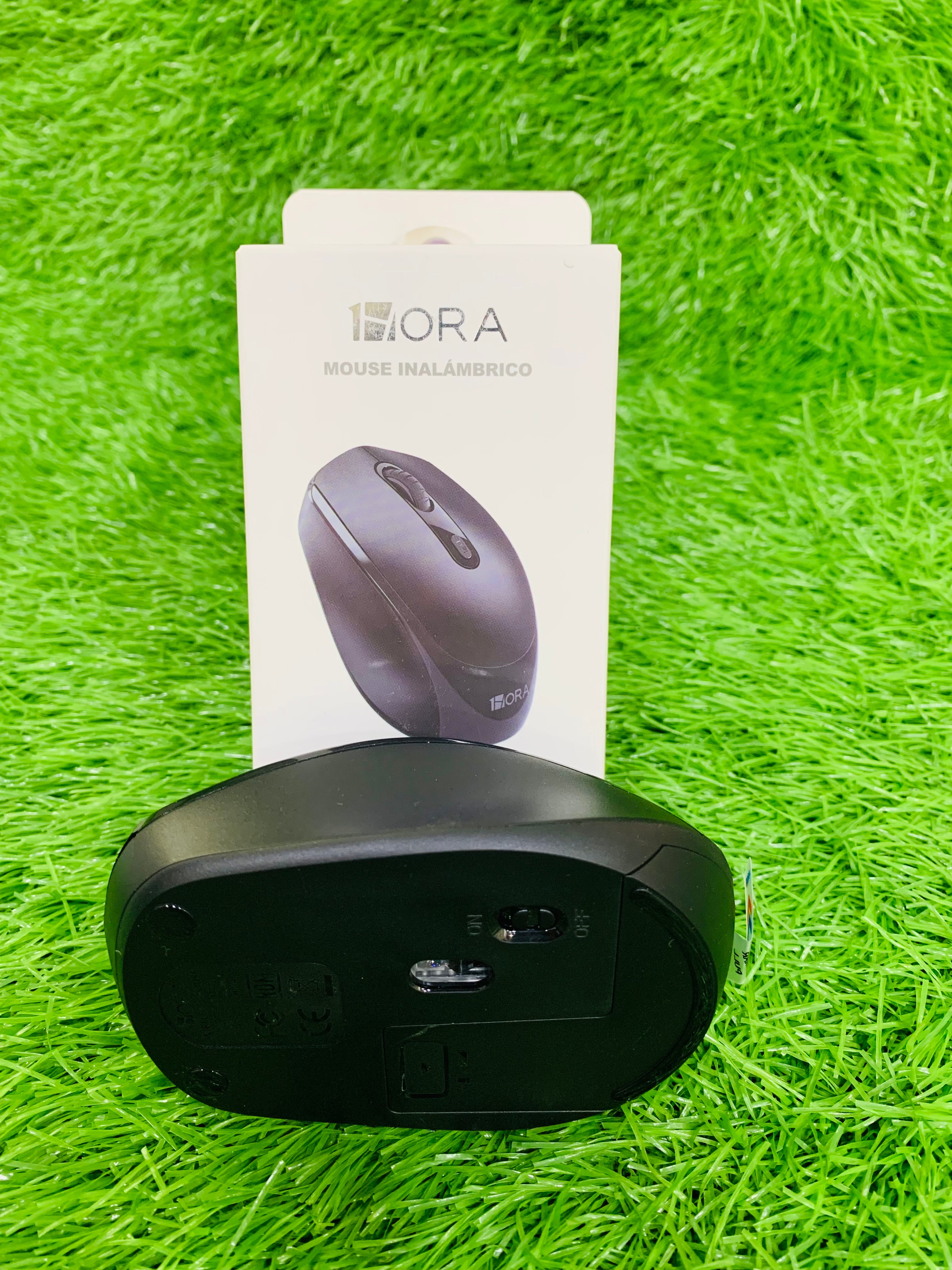 Hora Wireless Mouse – Smooth, Silent & Precise