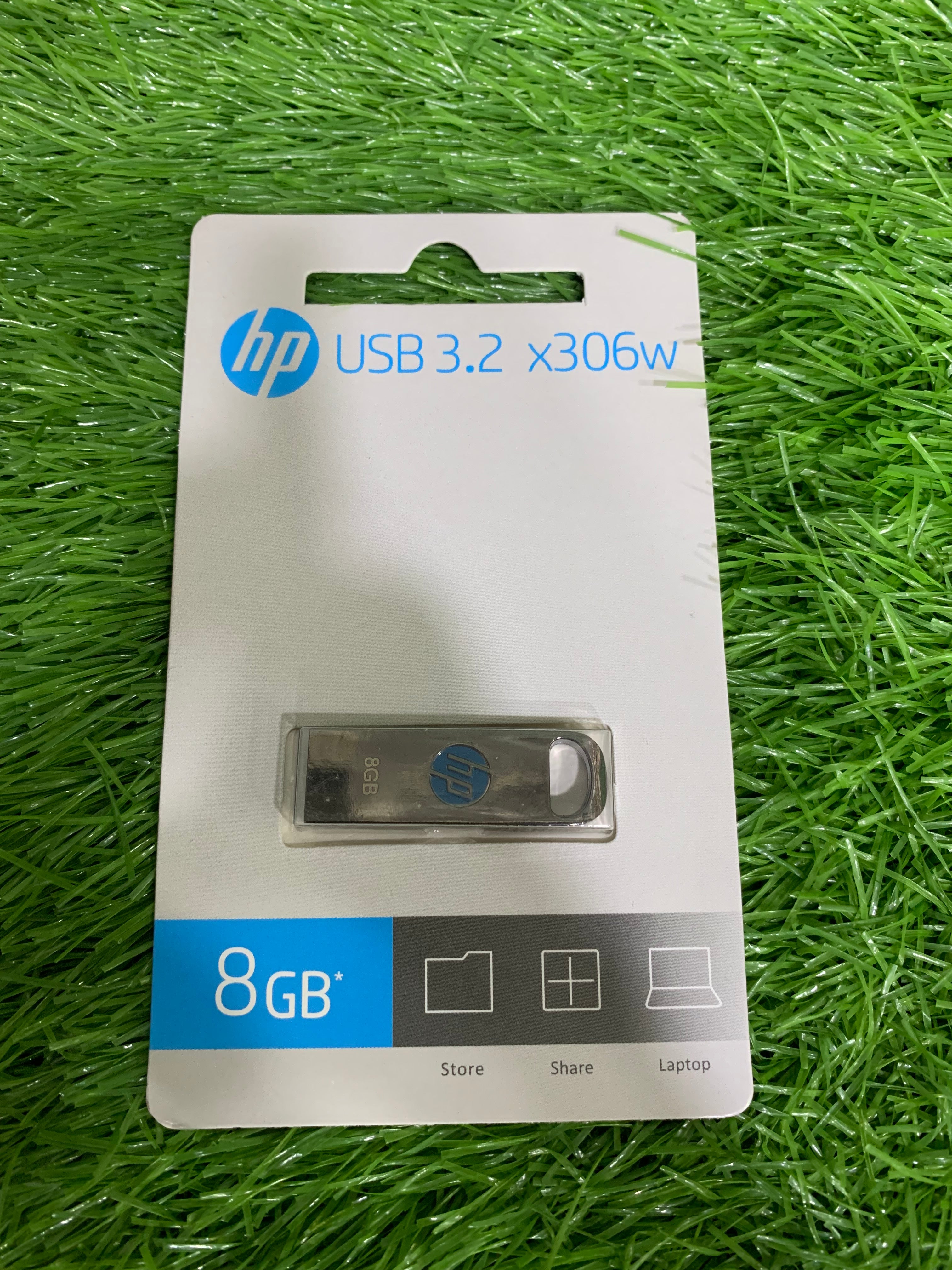 Smobitech Hp 8GB Mini Storage Drive